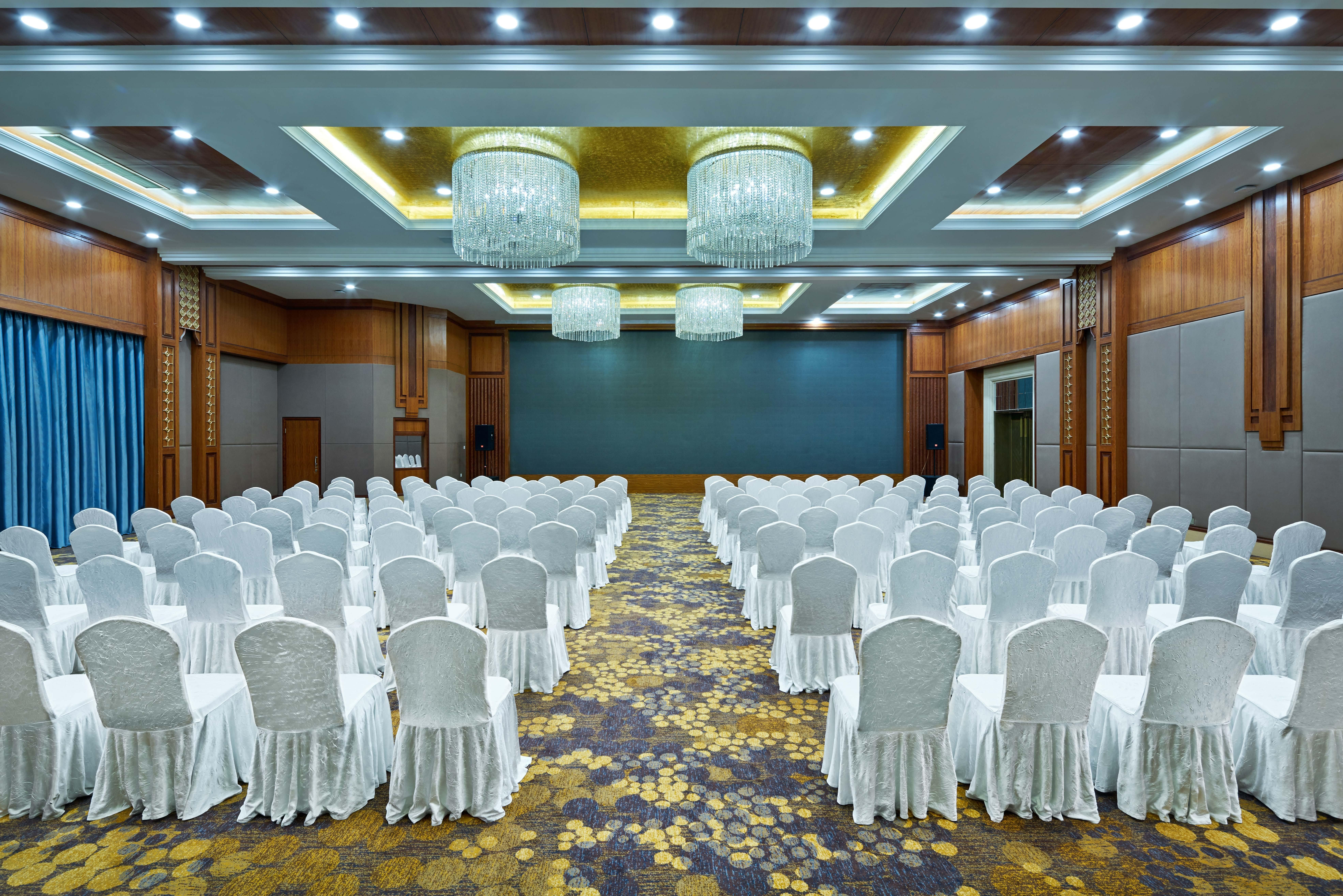 Crowne Plaza Ordos, An Ihg Hotel Екстериор снимка